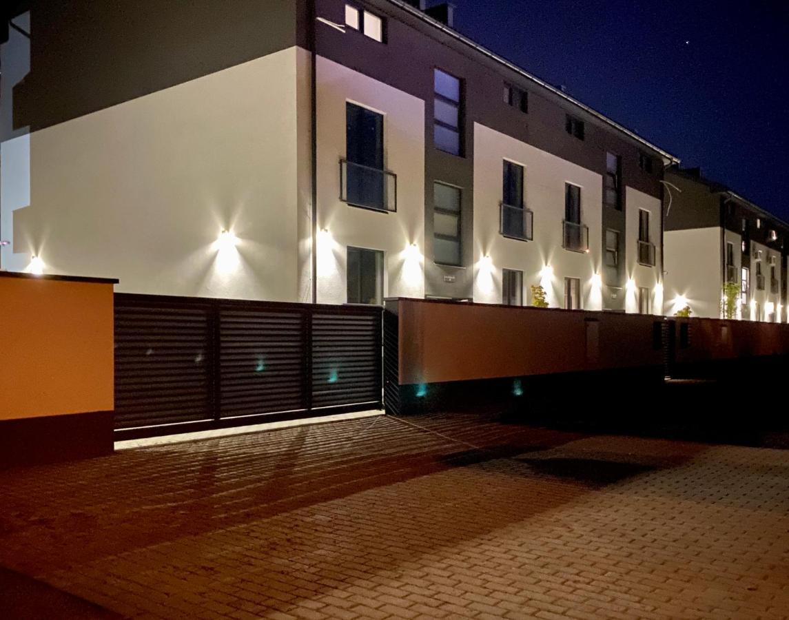 Квартира Подобово Uzhhorod Exterior photo